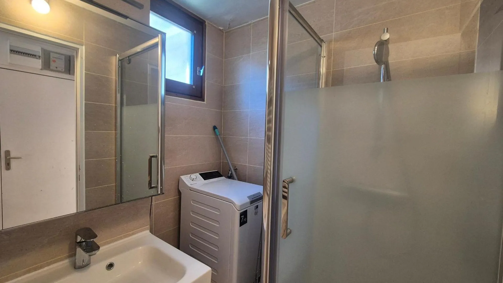Confort 2 Pieces Renove Pres Pistes Et Commerces Avec Wifi A Tignes - Fr-1-502-593 0*,
